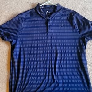 Mens XL Nike Golf Shirt